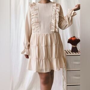 After Market Nude Layered Ruffle Dress Size 8 Cream Tiered Party Lined